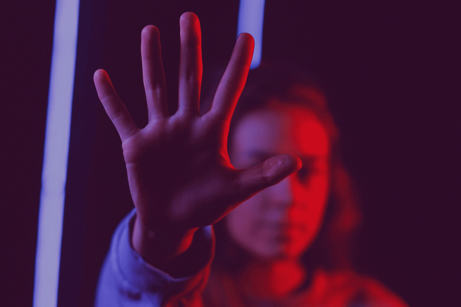 Encuentro online profesional: Una responsabilidad social comprometida contra la trata de seres humanos